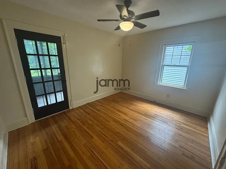 16811 Kenyon Rd — Photo 10