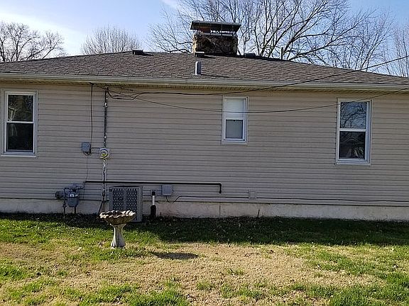 3rd image of 510 E Jefferson St