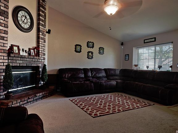 3rd image of 2212 Northridge Dr