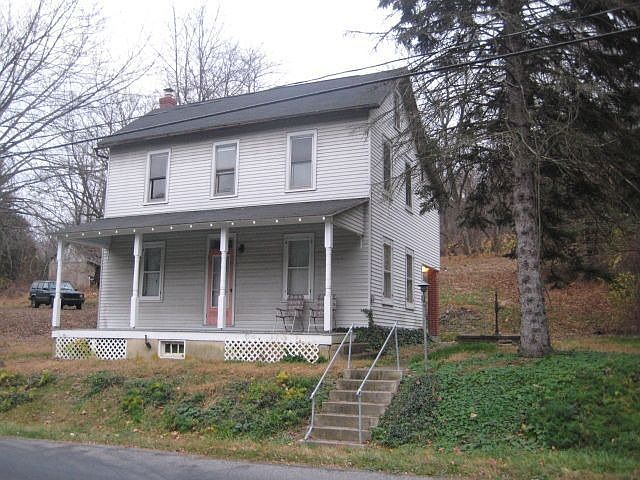 Home for Sale in Upper Milford Twp, Pennsylvania $285,000