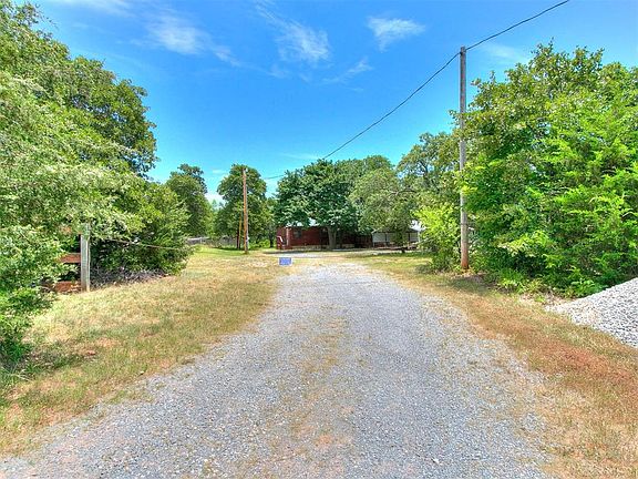 3rd image of 5400 Baldwin Ct