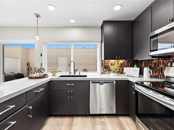 688 Archwood Ave, Brea, CA 92821