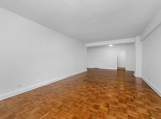 136 E 55th St APT 2D, New York, NY 10022