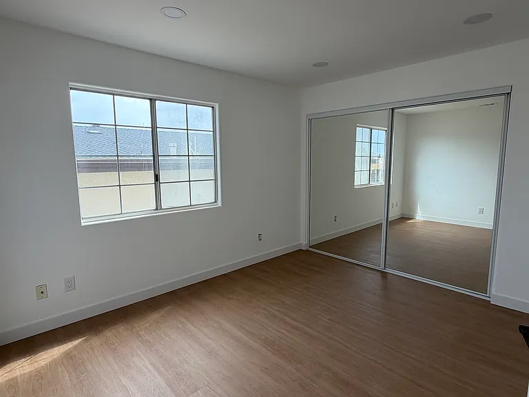 218 Orange St — Photo 10