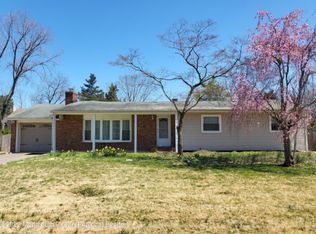 43 Mount Ln, Toms River, NJ 08753