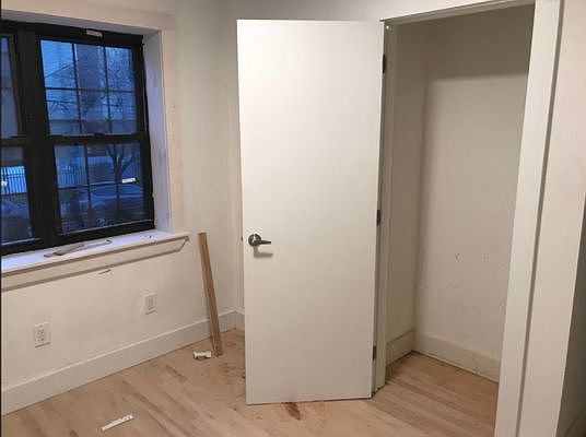 4th image of 2517 Snyder Ave #1
