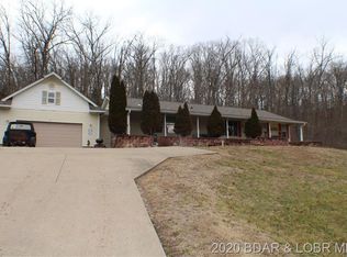 5 Bear Lake Rd, Eldon, MO 65026