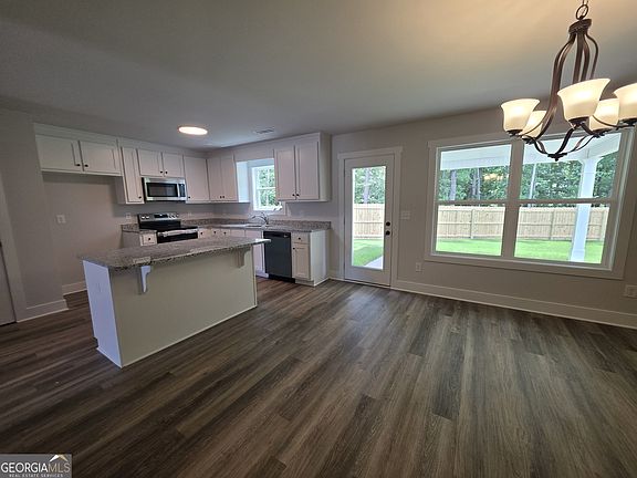 5th image of 957 Widener Memorial Dr #18