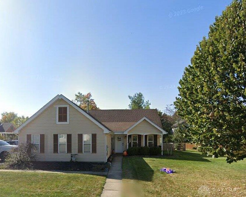 1st image of 310 Kingsfield Ct