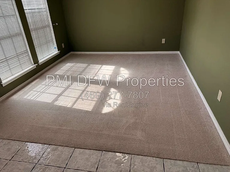 2332 Boardwalk Dr — Photo 13
