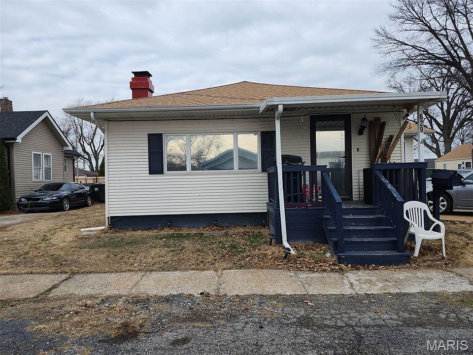 1st image of 629 N 3rd St