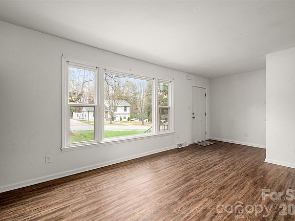 4th image of 5610 Lawrence Orr Rd