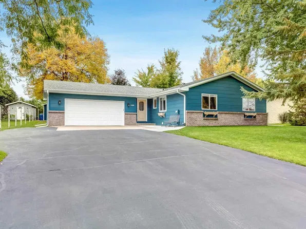 11449 54th St NE, Albertville, MN 55301