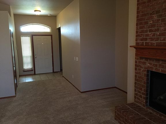 5th image of 16028 Okalee Ln