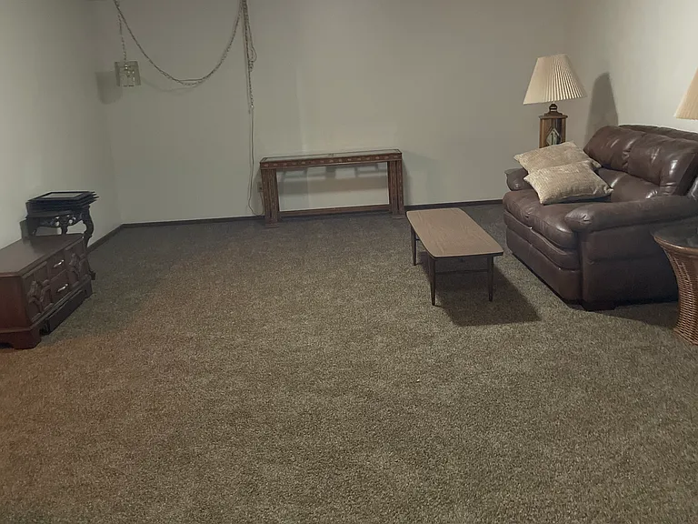 10312 W Merton Ct — Photo 2