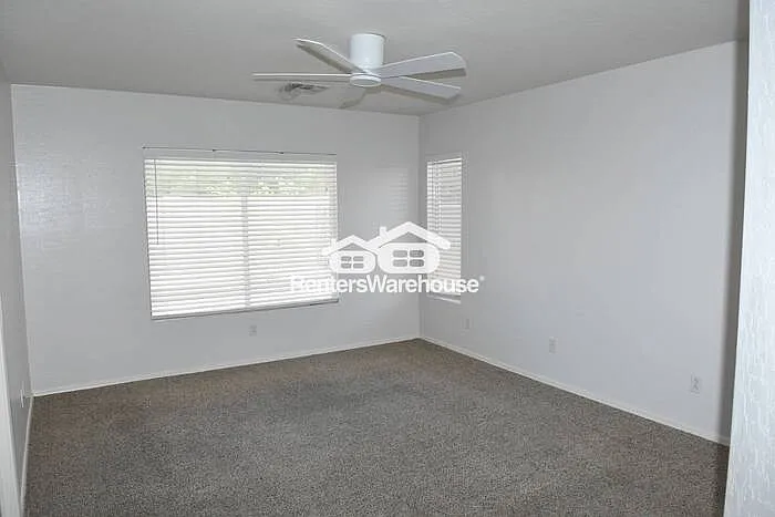 15338 W Banff Ln — Photo 5