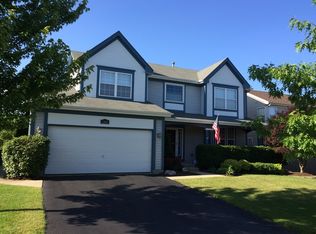 1304 Liverpool Ln, Mundelein, IL