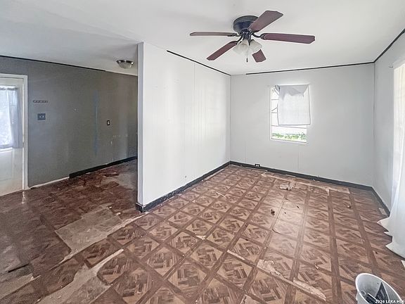 4th image of 1008 Avenue T