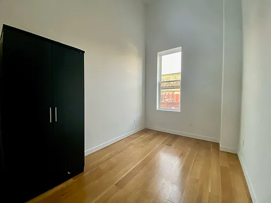 Rented by Compass | media 46