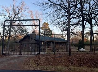 9883 Hereford Rd, Mooringsport, LA 71060