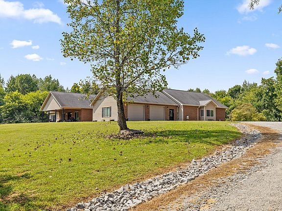 5th image of 299 Boxwood Ln