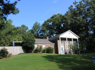 39 Lake Cherami Dr, Grenada, MS 38901