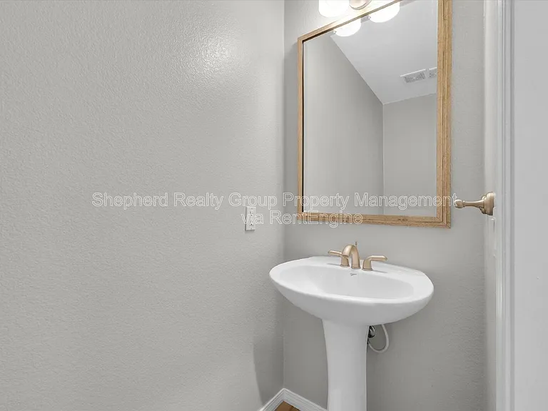 5730 Autumnwood Ln — Photo 13