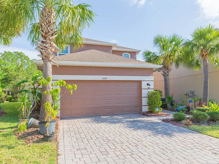 16084 Bella Woods Dr — Photo 36