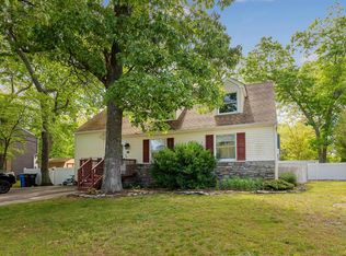 556 Pine Pl, Marmora, NJ 08223