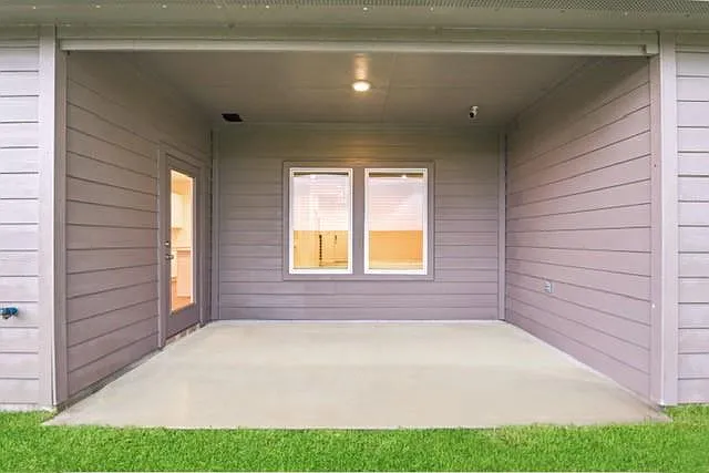 17942 Sommerset Falls Ln — Photo 16
