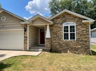 2210 Meadow Ave, Joplin, MO 64804