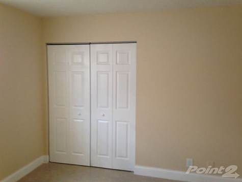 5th image of 11610 NW 39th St APT 1