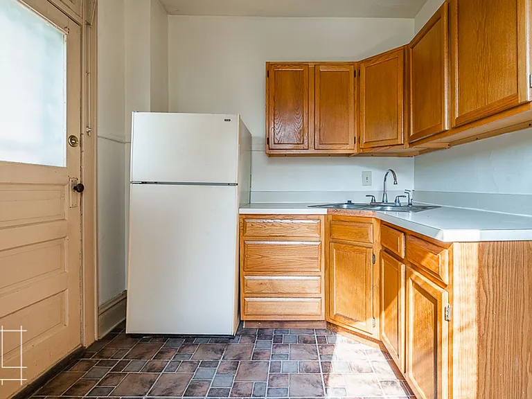 35 Lundy St. — Photo 23
