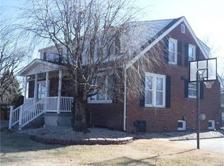 135 E Church St, Carrollton, IL 62016