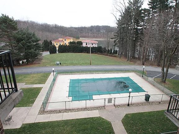 4th image of 3 Alta Vita Dr