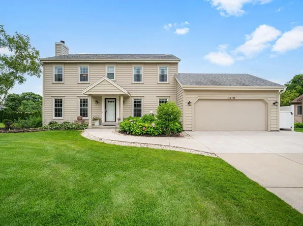 12715 West North LANE, New Berlin, WI 53151