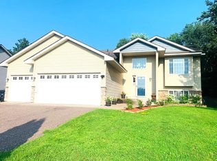 7893 384th Trl, North Branch, MN 55056