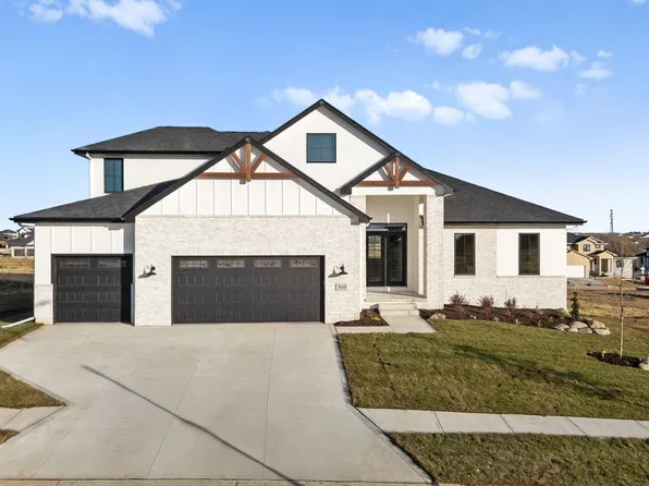 3645 219th Ave, Elkhorn, NE 68022