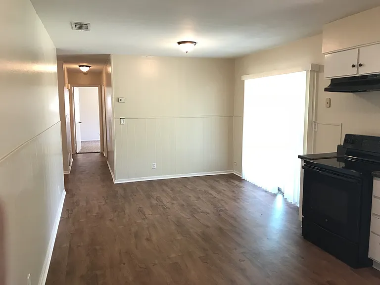 5874 Castle Run — Photo 6