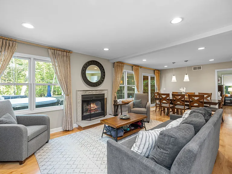16061 Beech Ln — Photo 5