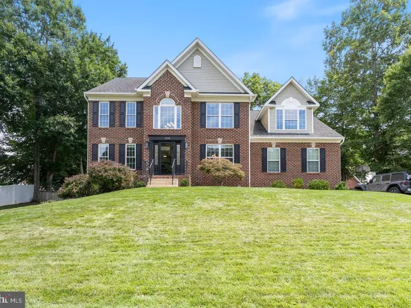 1026 Wales Dr, La Plata, MD 20646
