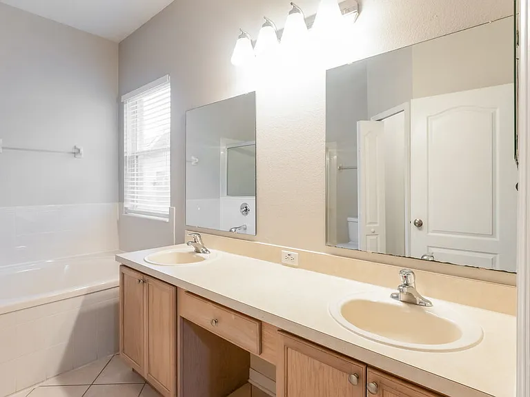 10109 Granite Bay Dr — Photo 11