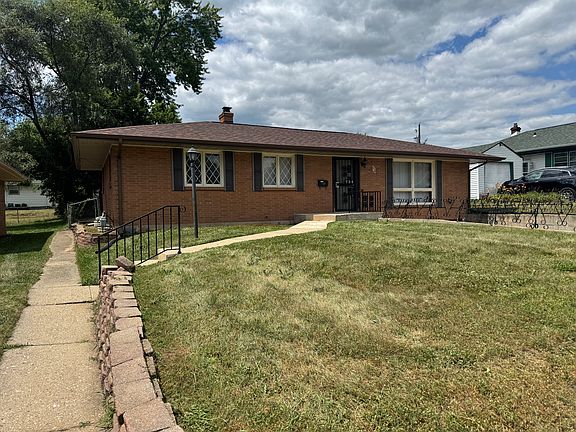 2nd image of 724 Hoban Ave