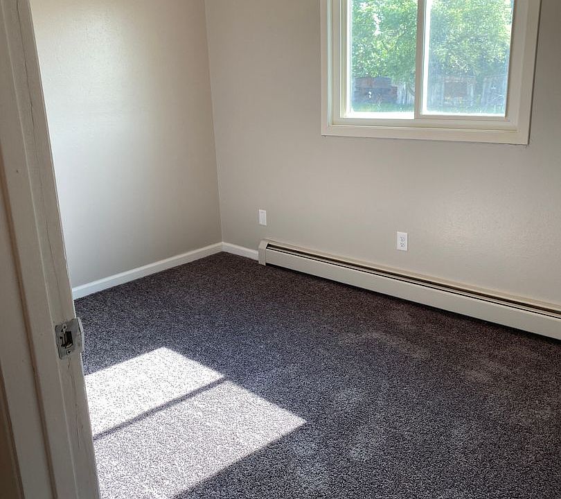 BP 1213 8 Plex 1213 11th St SE Jamestown ND Zillow