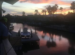 3 Flamingo Rd, Rockport, TX 78382