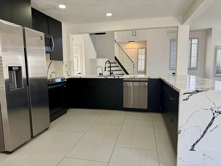 9713 Horizon Hills Dr — Photo 5