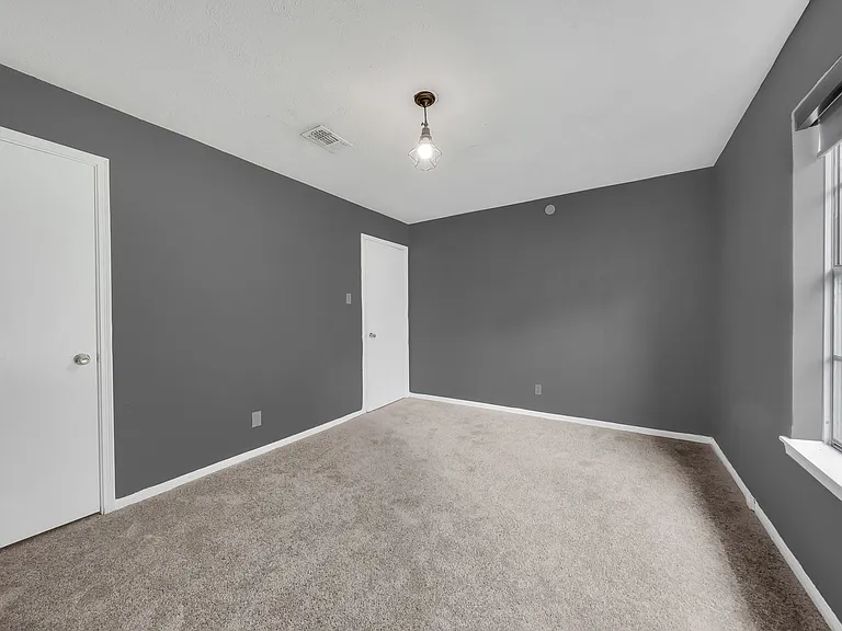 14830 Keelby Dr — Photo 12