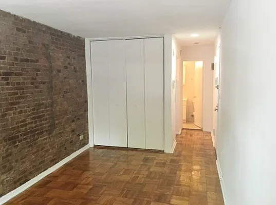 Rented by Sandra Greer Real Estate | media 27