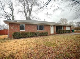 9 Hazelwood Dr, Caseyville, IL 62232
