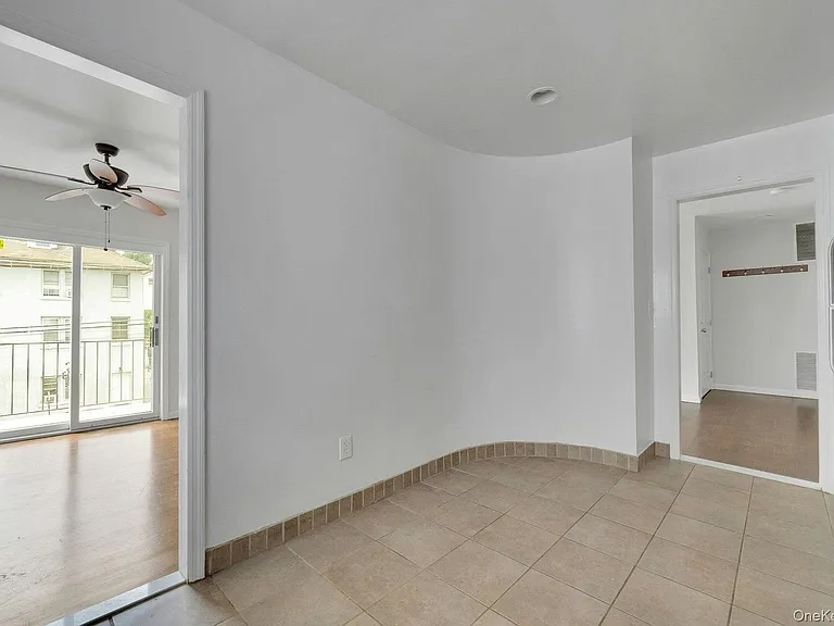 54 Washington St #2 — Photo 16